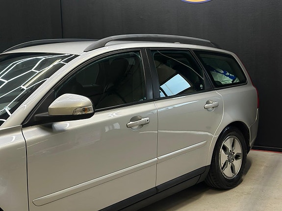Volvo V50 14 of 22