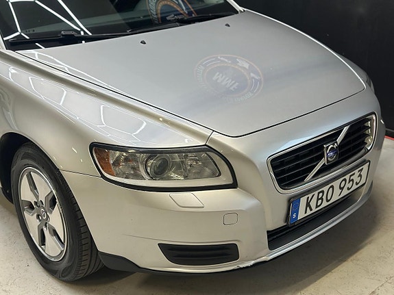 Volvo V50 6 of 22