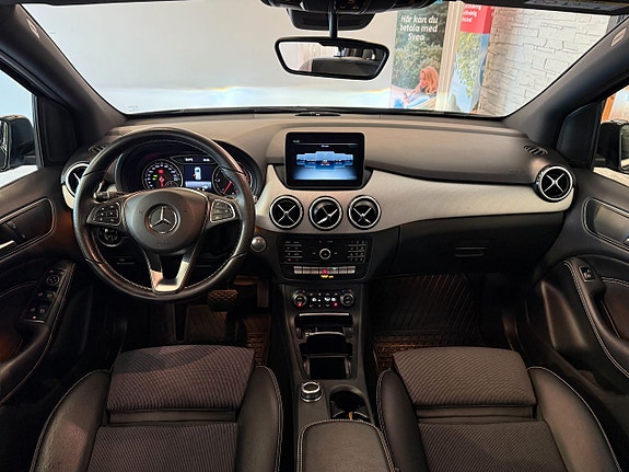 Mercedes-Benz B200 d 14 of 21