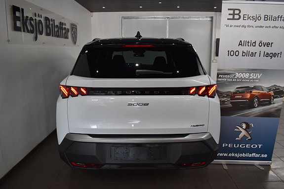 Peugeot e-5008 9 of 21