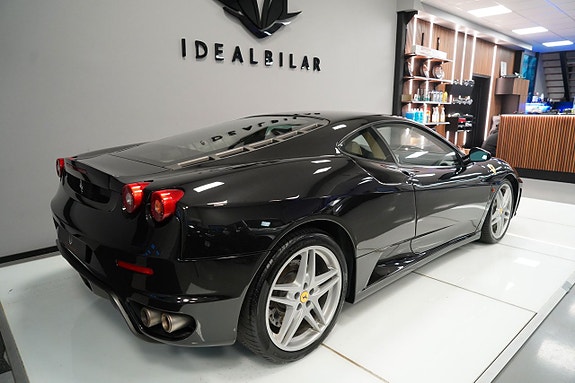 Ferrari 430 3 of 9
