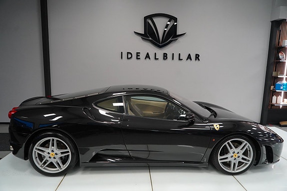 Ferrari 430 2 of 9
