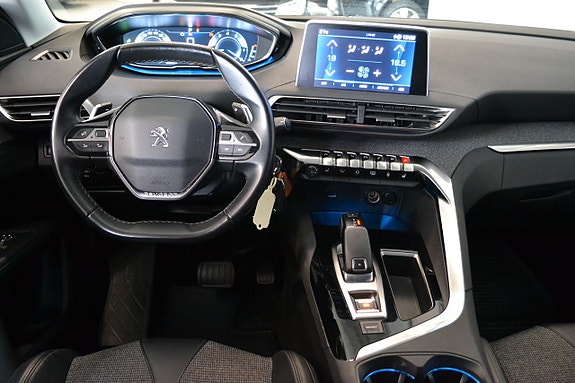 Peugeot 5008 5 of 5