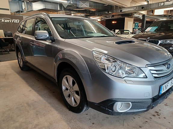 Subaru Outback 4 of 5