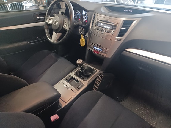 Subaru Outback 9 of 13
