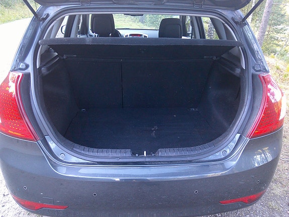 Kia Ceed 5 of 8