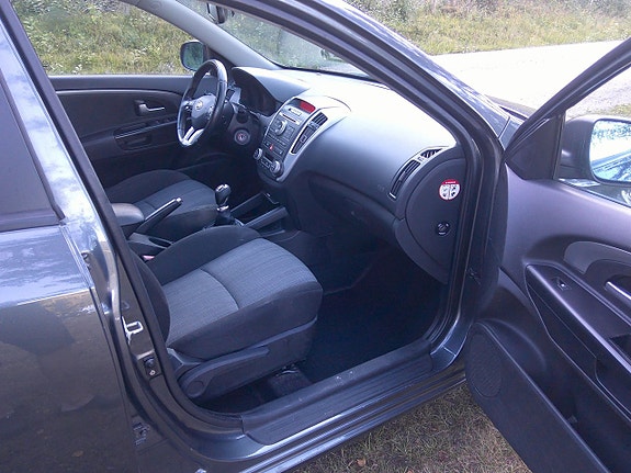 Kia Ceed 7 of 8