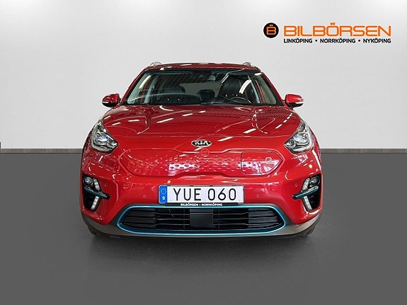 Kia Niro 2 of 16