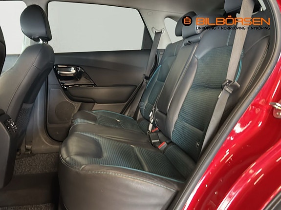 Kia Niro 9 of 16