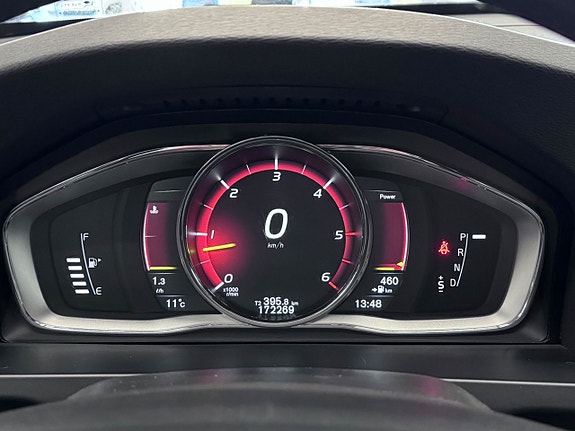 Volvo V60 Cross Country 10 of 15