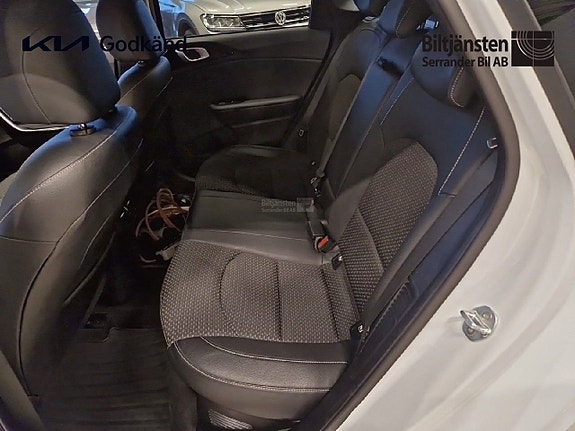 Kia Ceed 9 of 14