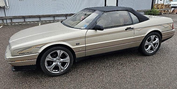 Cadillac Allante 3 of 4