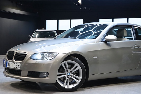BMW 325Xi 4 of 5