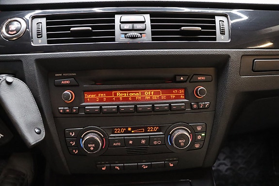 BMW 325Xi 25 of 27