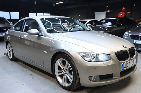 BMW 325Xi 11 of 27