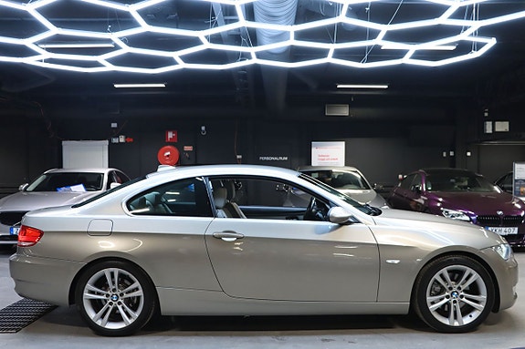 BMW 325Xi 10 of 27