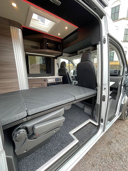 Volkswagen Crafter 20 of 28