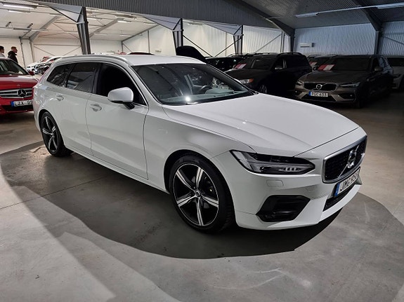 Volvo V90 3 of 5
