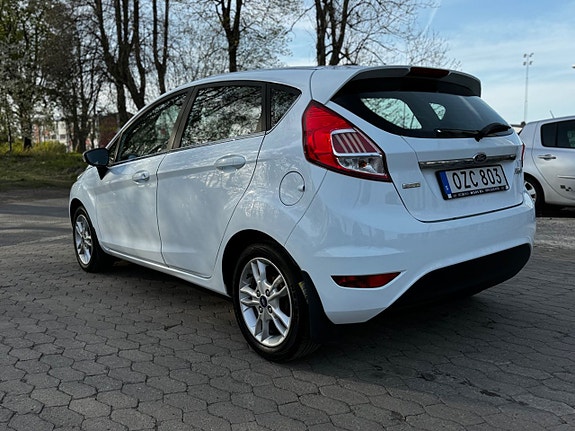 Ford Fiesta 11 of 27