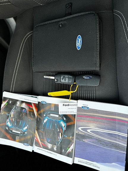 Ford Fiesta 25 of 27