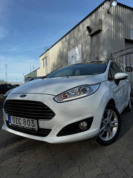 Ford Fiesta 26 of 27