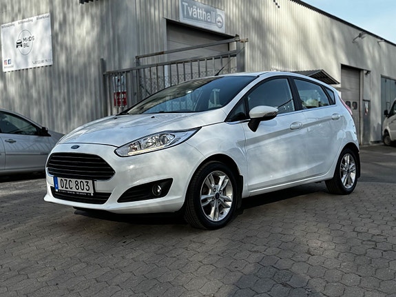 Ford Fiesta 4 of 27