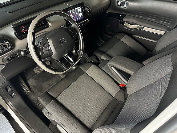Citroen C4 Cactus 8 of 20
