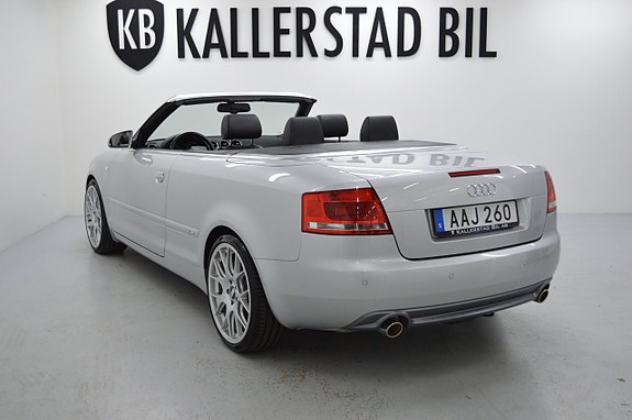 Audi A4 4 of 5