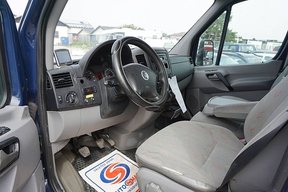 Volkswagen Crafter 7 of 18