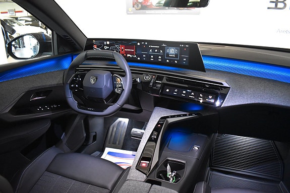 Peugeot e-3008 11 of 18
