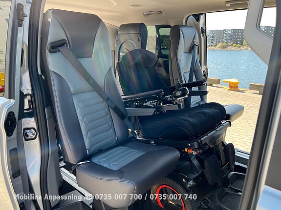 Ford Custom Tourneo 3 of 30