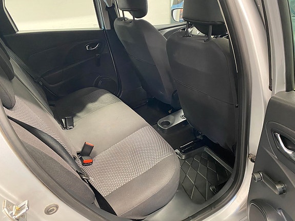Renault Clio 10 of 21