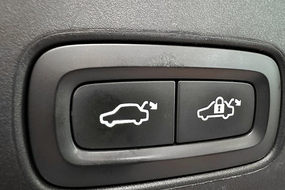 Volvo V90 Cross Country 17 of 18