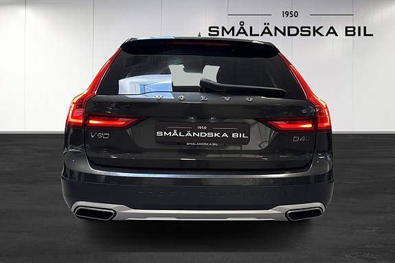 Volvo V90 Cross Country 5 of 5