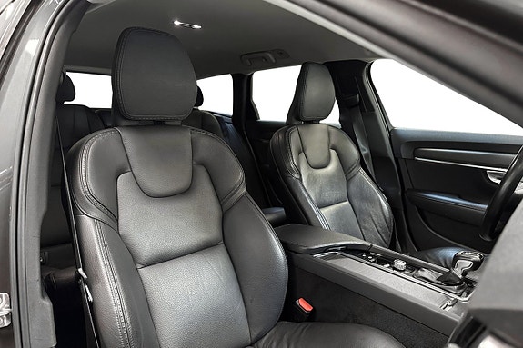Volvo V90 Cross Country 15 of 18