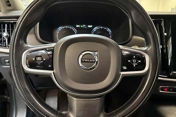 Volvo V90 Cross Country 10 of 18