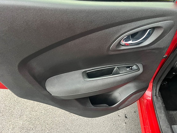 Renault Kadjar 16 of 19