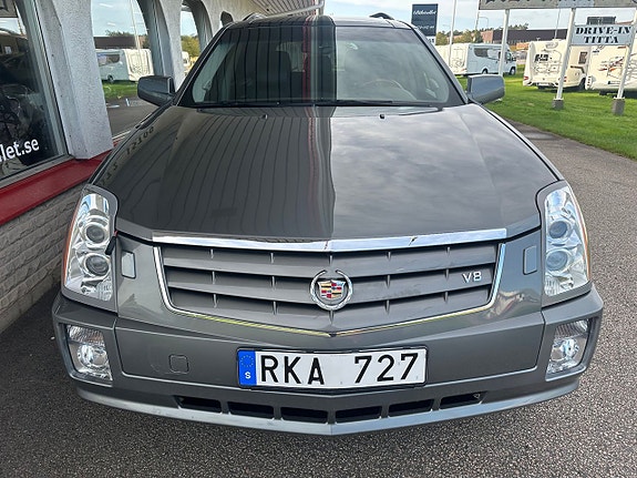 Cadillac SRX 7 of 22