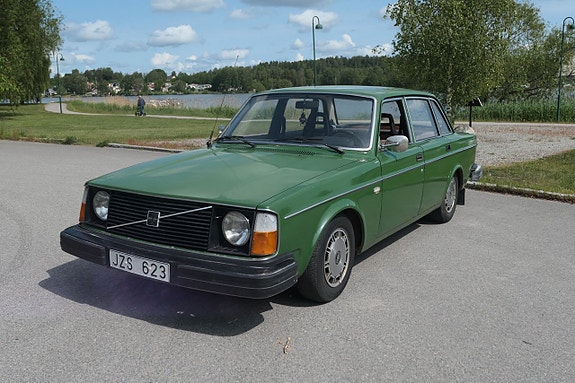Volvo 244