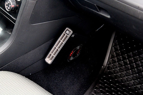 Volkswagen Golf I 19 of 24