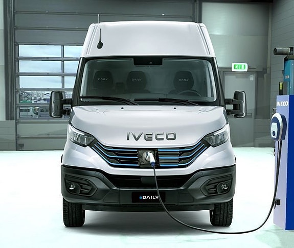 Iveco Electric Daily 3 of 12