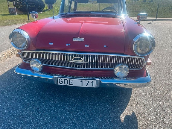 Opel Kapitan 2 of 5