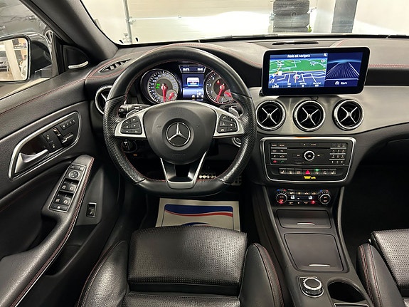 Mercedes-Benz CLA250 18 of 27