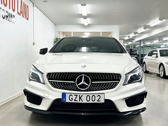 Mercedes-Benz CLA250 2 of 5