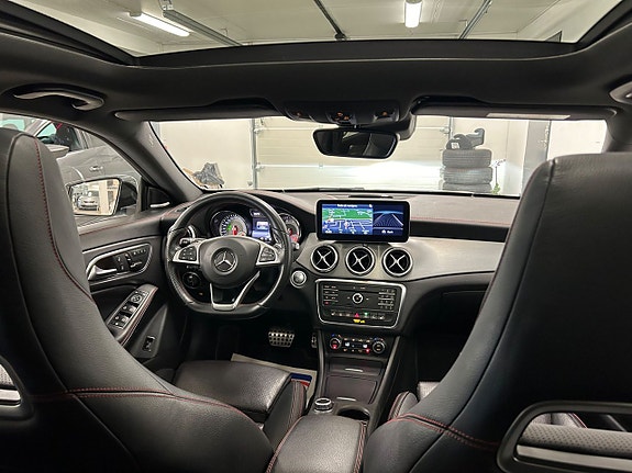 Mercedes-Benz CLA250 17 of 27