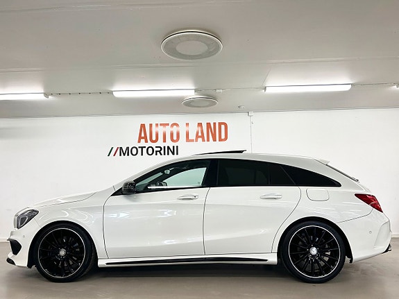Mercedes-Benz CLA250 4 of 5