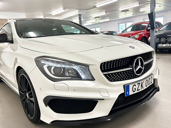Mercedes-Benz CLA250 27 of 27