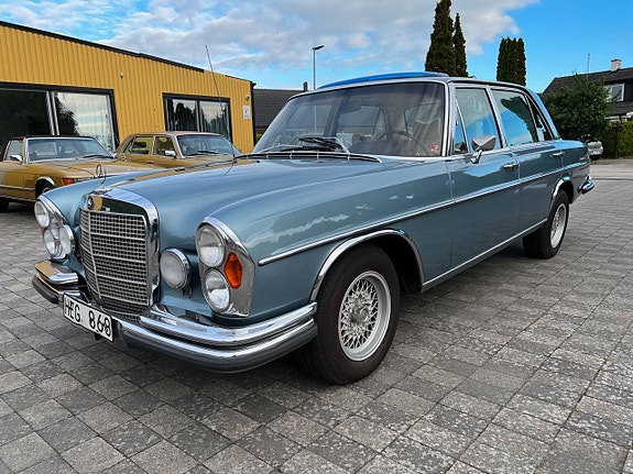 Mercedes-Benz 300 SEL 2 of 12