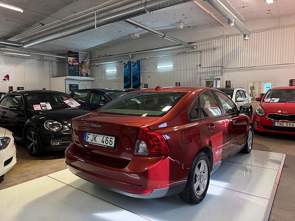 Volvo S40 6 of 12