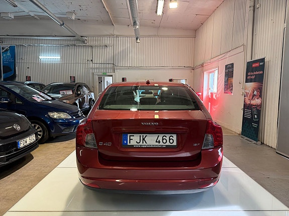 Volvo S40 12 of 12